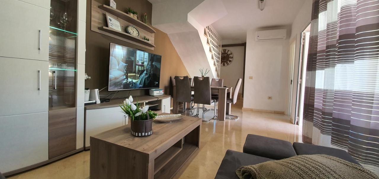 Beautiful Duplex With Jacuzzi Villa Puerto Rico  Buitenkant foto